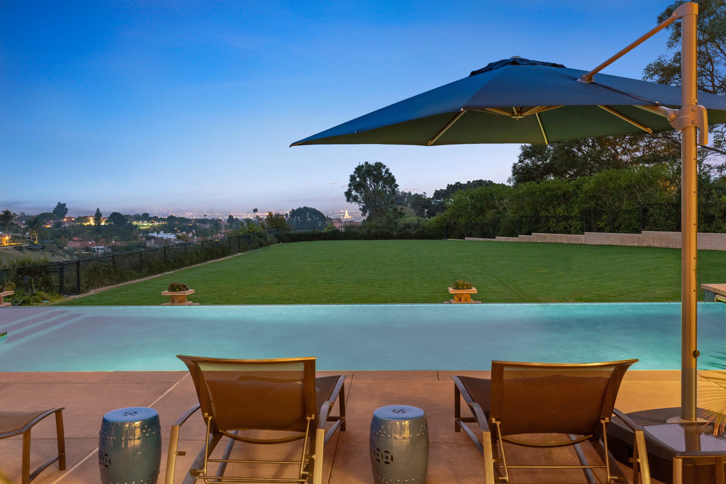 6089 La Jolla Scenic Dr S — The Dickinson & Clark Team